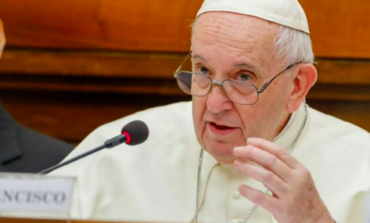 El Papa Francisco pidió a  los empresarios argentinos "no esconder la plata en paraísos fiscales"